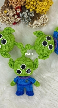 Gil Amigurumi - Gilson Viana - Aliens - Potuguese