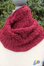 City Paths Cowl by Veronica Parsons /Miss Babs-Free