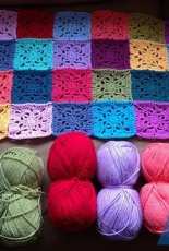 AYYA Handmade- Simply Squared Granny- English,Dutch-Free