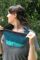 Beyond the Wall Cowl by Stefanie Goodwin-Ritter-Free