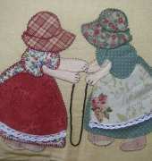 Pillow with Sue Bonnet Patchwork - Cojín Sue Bonnet Patchwork