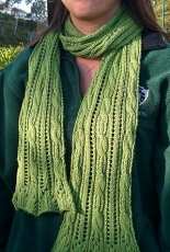 Cabriole Cable & Lace Scarf by Linda Browning