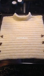 Vest with heart buttons