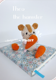 Amiguetes - Julie Glam - Theo the Hamster - Theo el Hamster - English and Spanish - Free