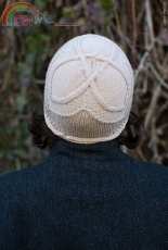 Trefoil Hat & Mittens by Becky Herrick