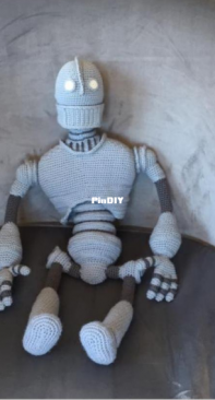 Edward Yong - Iron Giant - Gigante de hierro - Spanish -Translated