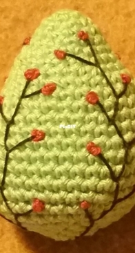 Easter egg with decoration