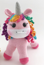 Hobi Hanem - Özge Nalbantoglu - Unicorn Bonibon - Turkish