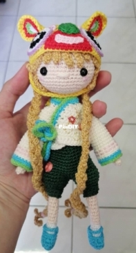 Amigurumi Doll - Kayla D