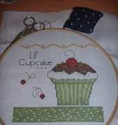 a cupcake!