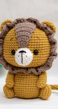 Tranguyenami- Trà Nguyễn- Mini Lion - English