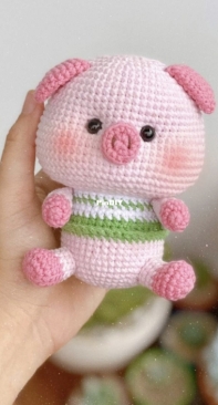 Rika Craft - Mai Thi Phuong Dung - The Little Pig