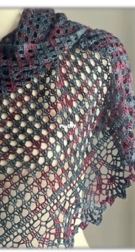 Nikolett Corley Designs - Nikolett Corley - Temptation Shawl - Csábítás horgolt kendő - English, Hungarian