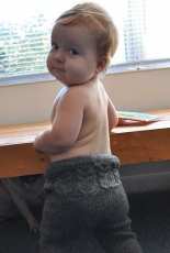 Hootie Pants by Janelle Wood/Pretty Little Knit Stitches-Free