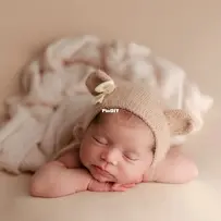 knit bonnet