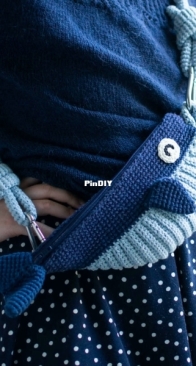 Wally the Whale bag - Garnknuten English