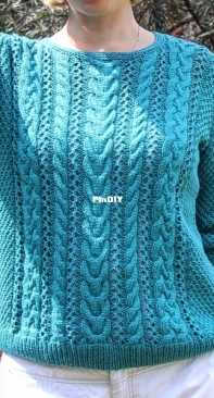 Emerald Cable Pullover by Irina Lyubaeva - English, Russian - Free