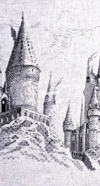 Hogwarts by Regina Wolf - blackwork - Free