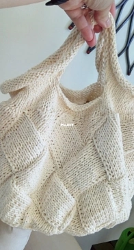 Entrelac Boho Knitting Bag by Carmen Tye - English, Spanish - Free