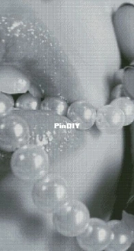 Chimera- Pearl