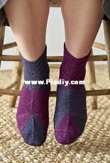 Square Socks by Nicola Susen