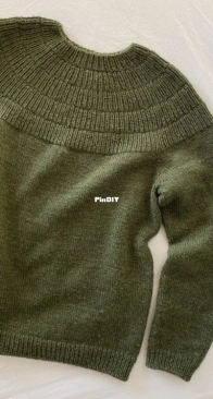 Ankers Sweater-My Boyfriends Size by Mette-Wendelboe Okkels - PetiteKnit - English