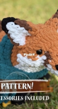 Foraging Fox Crochet Pattern - TheArchaicDragon
