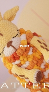 Varezhka Handmade - Julia Bazhina - Tosha the Giraffe PJ Bag