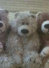 Need a Hug Bear by Pat Alinejad /HuggableBears on Craftsy