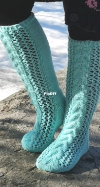 Koiteli Knee-highs by Anu Vehkomäki - English, Finnish - Free