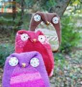 Universal Yarn- Owl Pal Pillows- Free