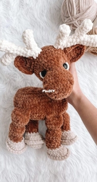 Crochet With Kyra _ low sew moose crochet pattern _ English