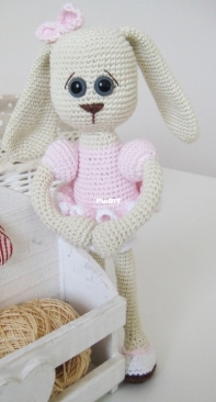 Mojiamigurumi - Anita Sadurska - Bunny Girl - Króliczka - Polish