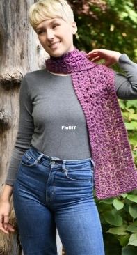 Lacy Scarf by Shannon Dunbabin-Free