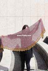 Afaga-me Amélia Shawl by Fernanda Gomes-Free