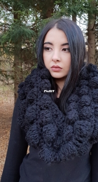 Avarus - Tsvetomira Ruskova - The Bobbie Snood
