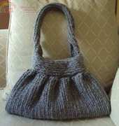 Holland Designs - Lisa van Klaveren - Knit-Look Crocheted Handbag