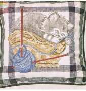 Kitten n Basket - Roberta Madeleine from The Cross Stitcher DEC 96