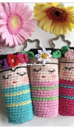 Essiebirdies - Esther Vogelaar - Mini Frida Hand Sanitizer Holder - Free