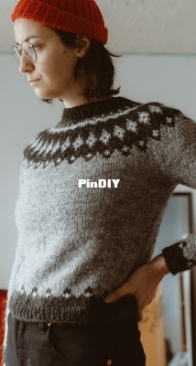 Ros Sweater by Heather Nolan