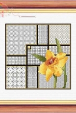 Needlecrafts: Daffodil and Blackwork