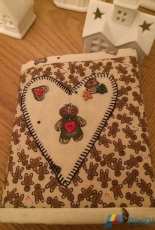 Gingerbread Needlecase