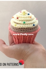 Hooked On Patterns - Cupcake Pin Cushion - Free
