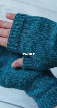 My Favourite Mitts by Sabine Kastner