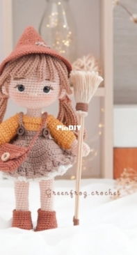 Green Frog Crochet - Thuy Anh - Đặng Thùy Anh - Hazel The Autmn Witch