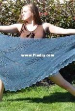 Powys Shawl by Jeanne Long - Free