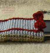 Cell phone cozy “Eleven”   by Hana Jaronova (ilwin)