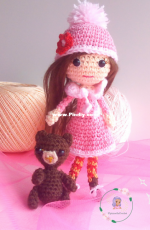 Pipizzuella Crochet - Maira Pérez Tessino - Any with her teddy bear - Any con su osito - English - Spanish - Free