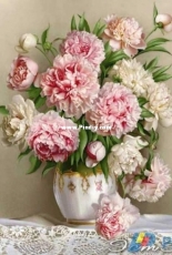 EstE 213 - Peonies Madame Renew