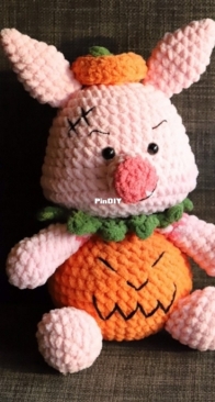 Sunny Princess Crochet - ColorLife Sunny - Sunny / Hieu Pham / Lan Tran - Halloween Piglet